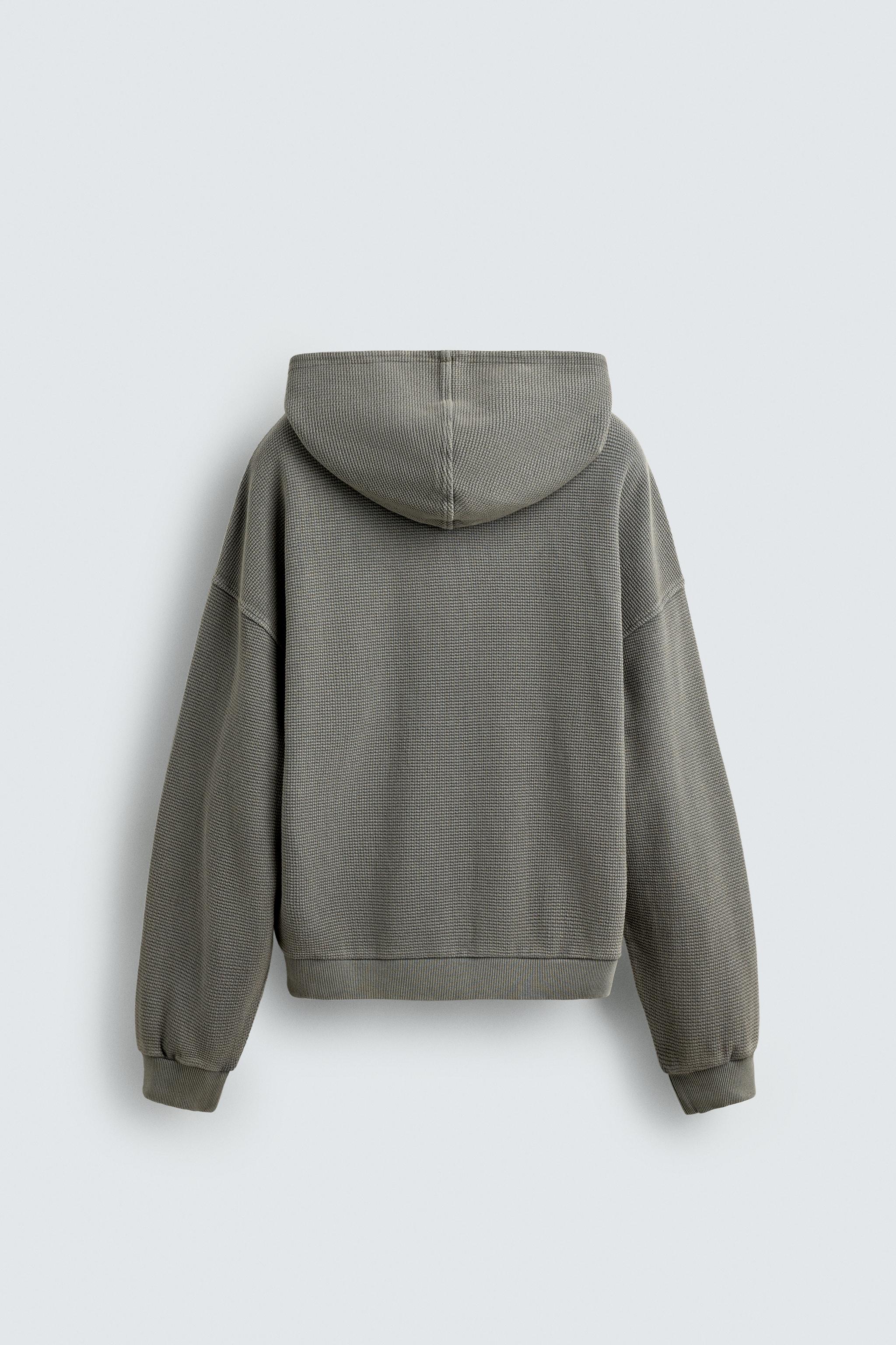 HOODIE WAFFLE DÉLAVÉ À CAPUCHE